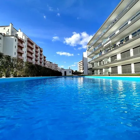 Praia Da Rocha Twins 1 With Pool By Homing