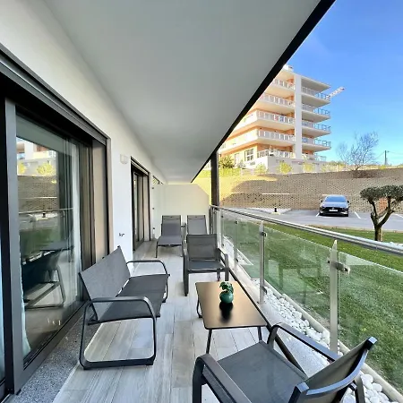 Praia Da Rocha Twins 1 With Pool By Homing *