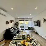 Da Rocha Twins 1 With Pool By Homing *